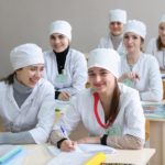 Порядка четырех миллионов рублей направили в Алтайском крае на целевое обучение фельдшеров