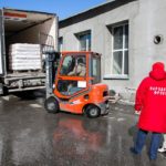 Очередную партию гуманитарной подготовки к отправке из Барнаула на Донбасс