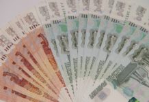 За первое полугодие средняя заработная плата в Алтайском крае выросла более чем на 20 процентов