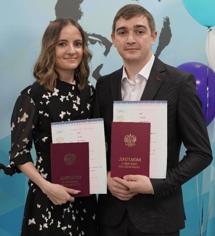 Фото к новости Семья Карл - 25.10.2024