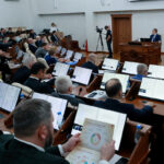 Проект бюджета Алтайского края на 2025 год и на плановый период 2026 и 2027 годов принят в первом чтении