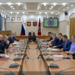 Губернатор Виктор Томенко провел плановое заседание антитеррористической комиссии в Алтайском крае