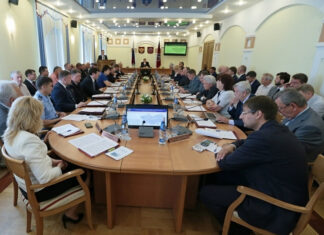 На заседании Правительства Алтайского края обсудили готовность топливно-энергетического комплекса и объектов ЖКХ к зимнему периоду